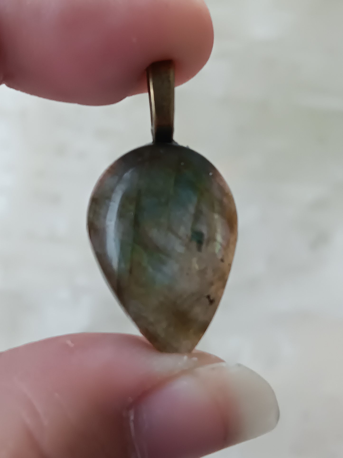 Labradorite Simple Bail Pendant